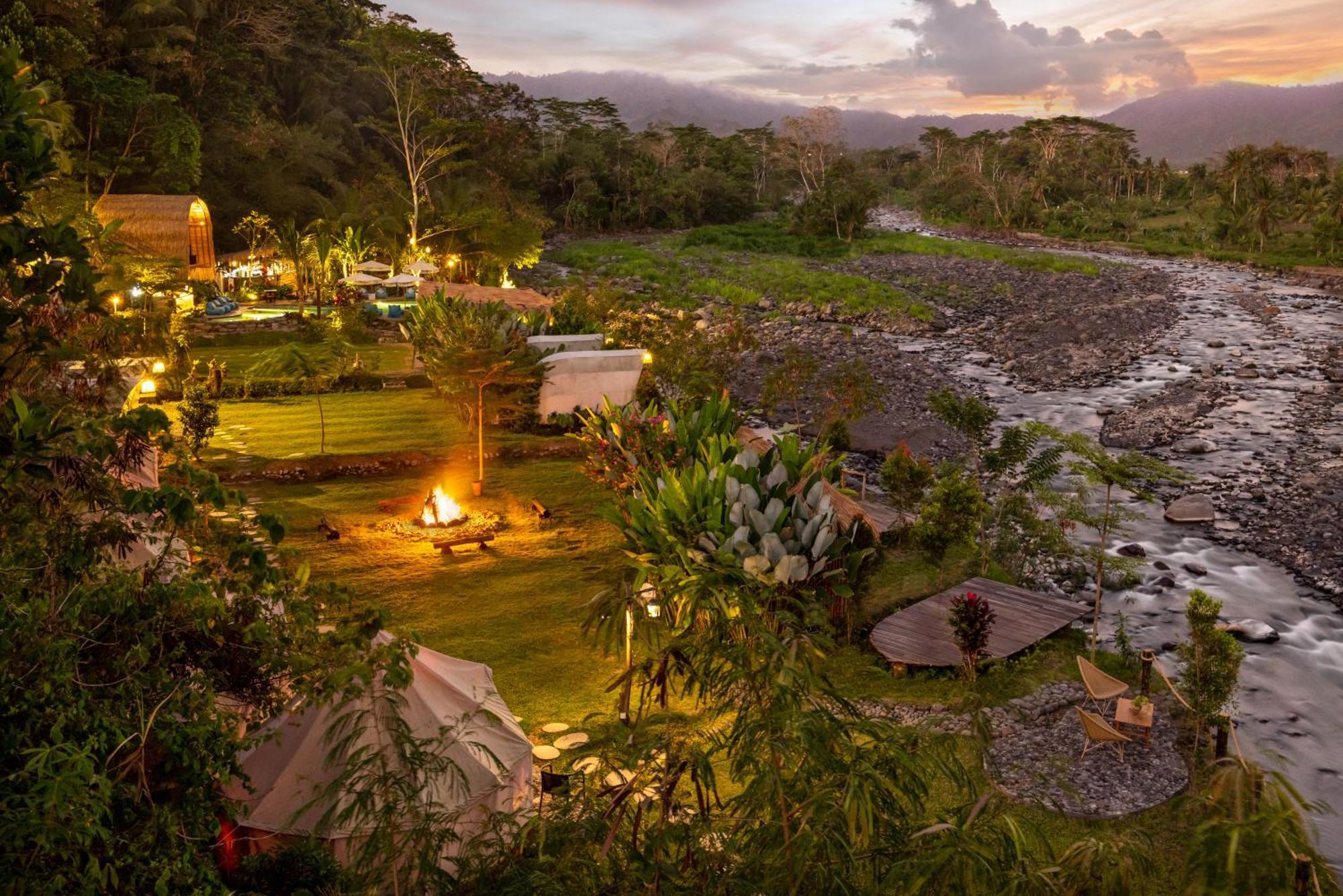 Hotel Natya River Sidemen Silebeng Exterior foto