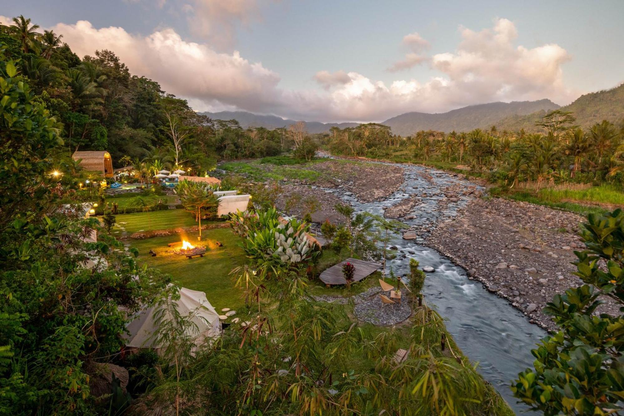 Hotel Natya River Sidemen Silebeng Exterior foto